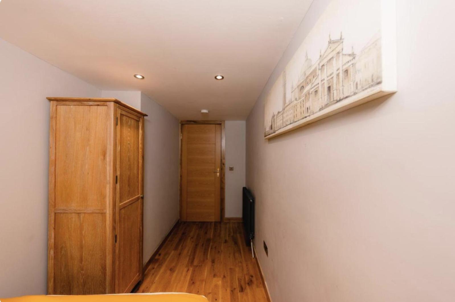 Superb Luxury Apartment By Canal - Central Edimburgo Exterior foto