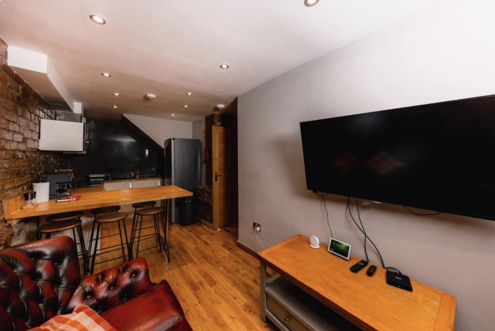 Superb Luxury Apartment By Canal - Central Edimburgo Exterior foto